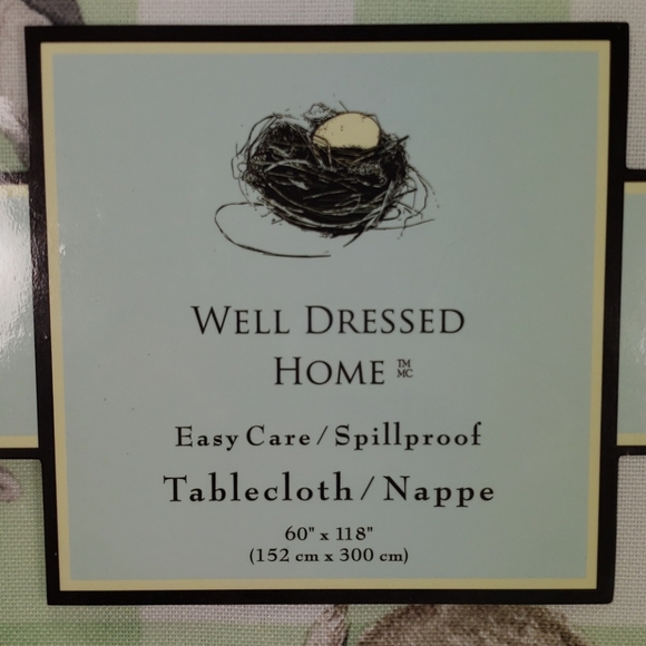 NEW WELL DRESSED HOME BUNNY TABLECLOTH 60" X 118" - Picture 6 of 8